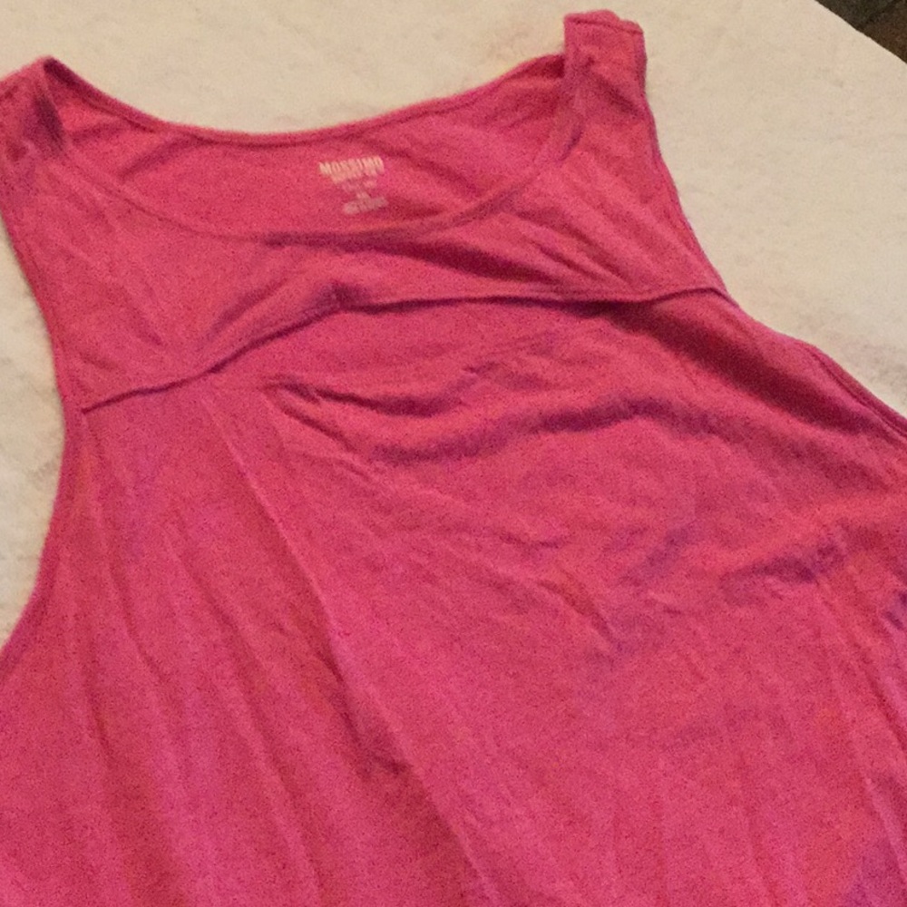 Muscle tee